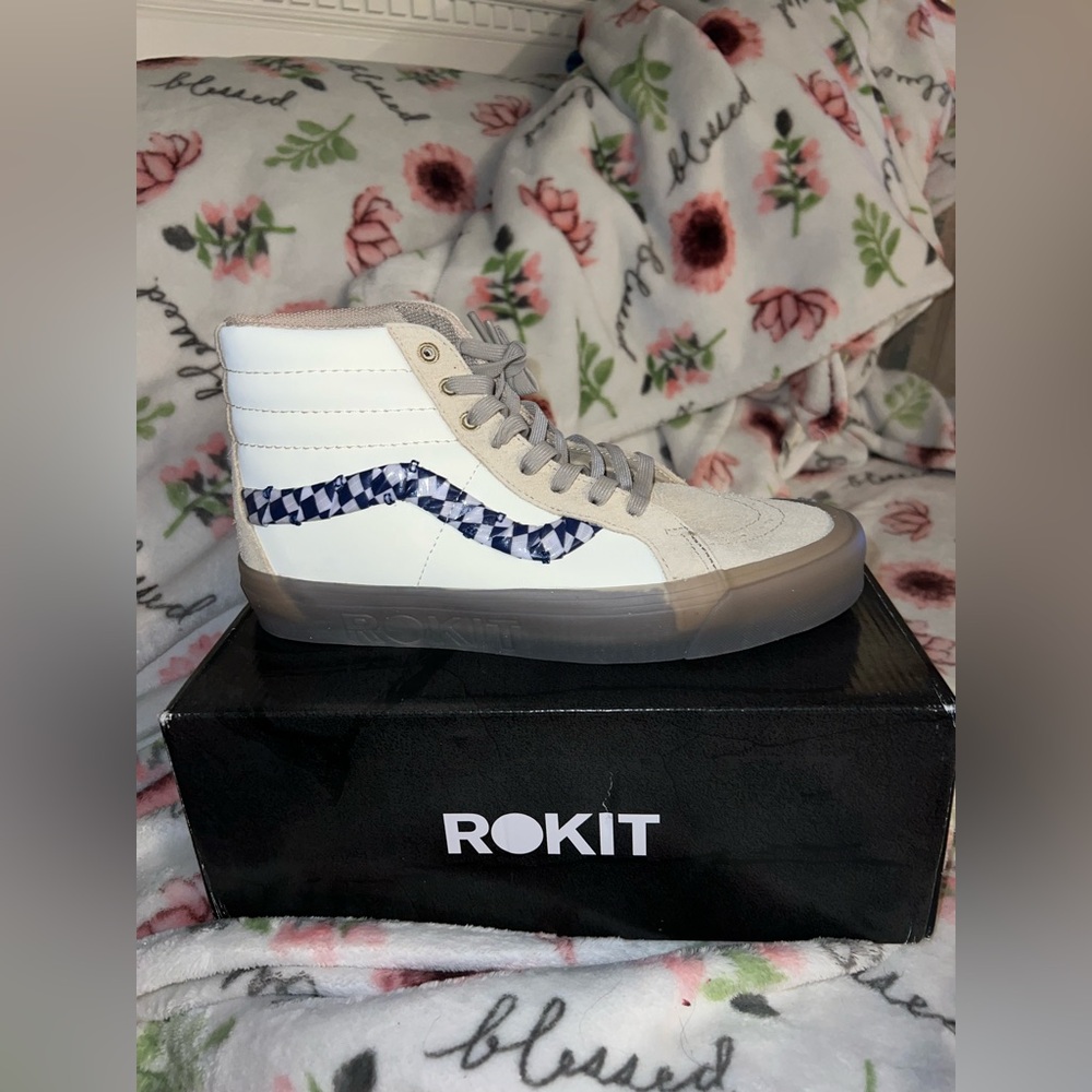 ROKIT High-Top Sneakers with Patterned Stripe